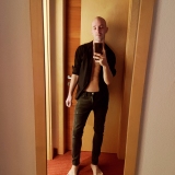 JohhnyB